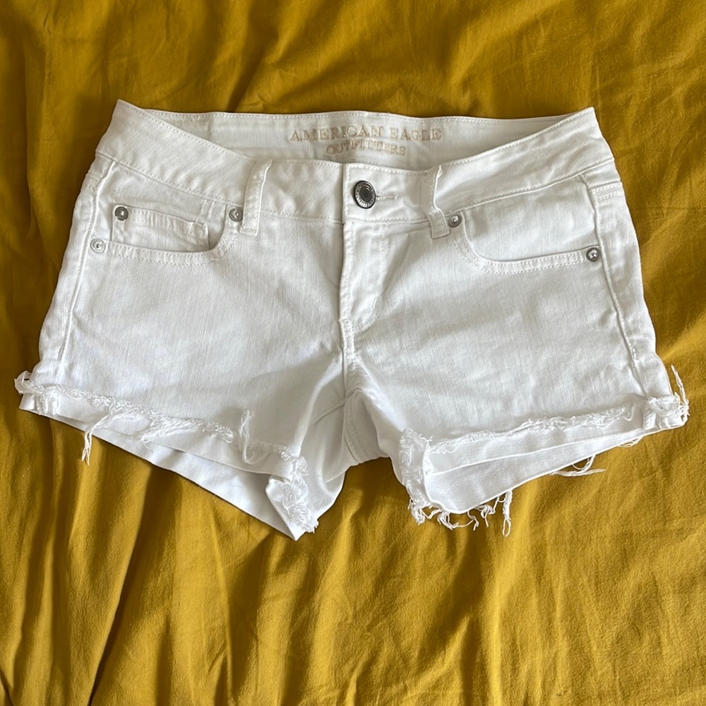 White, low-rise jean shorts from American Eagle